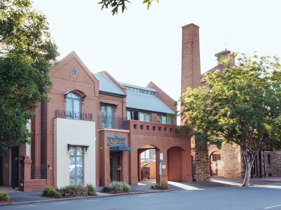 Majestic Old Lion Apartments North Adelaide Exterior photo
