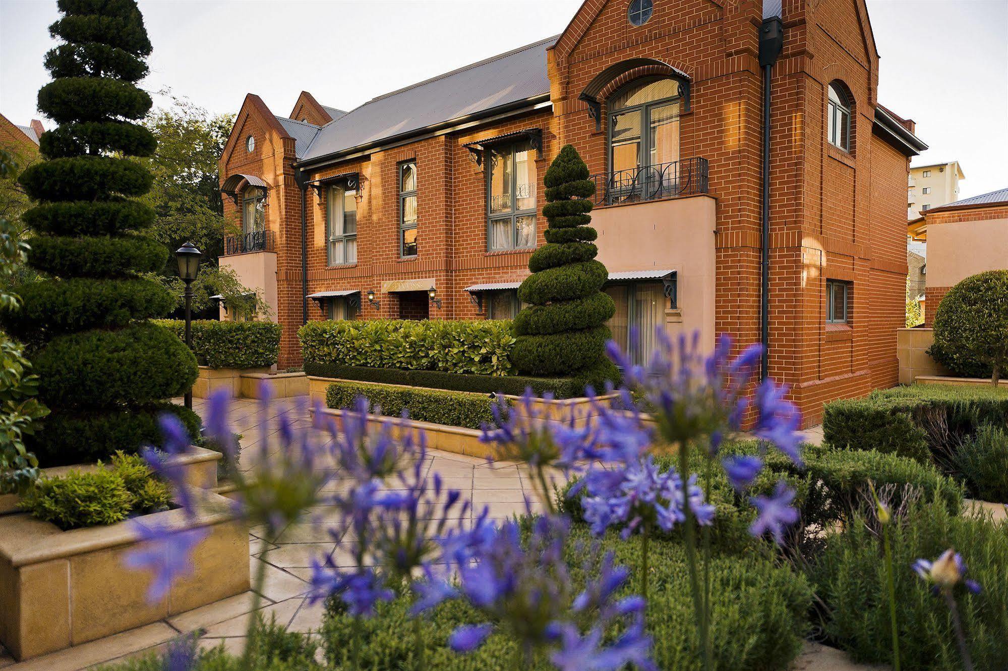 Majestic Old Lion Apartments North Adelaide Exterior photo