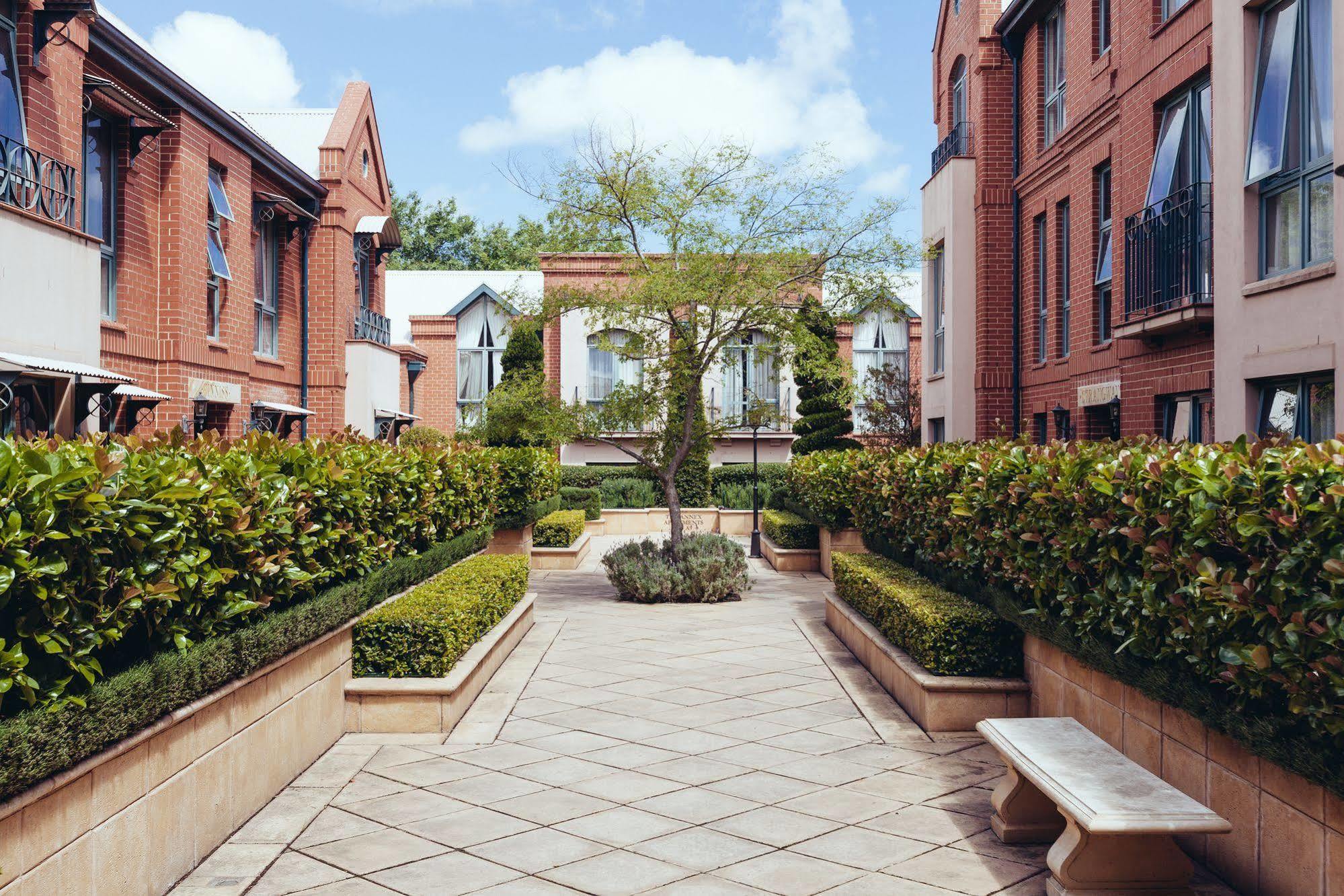 Majestic Old Lion Apartments North Adelaide Exterior photo